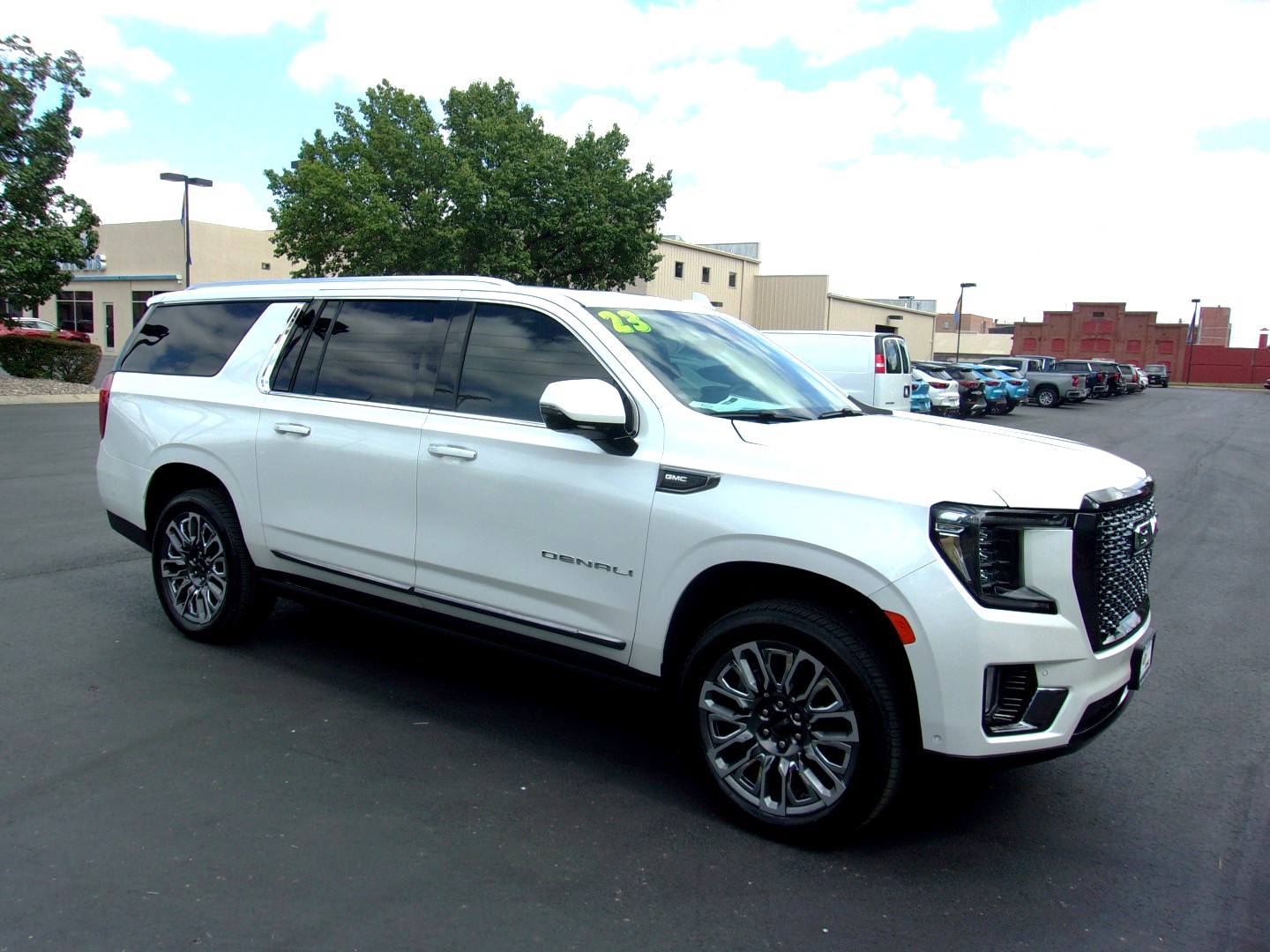 Certified 2023 GMC Yukon XL Denali Ultimate with VIN 1GKS2KKL7PR511981 for sale in Kansas City