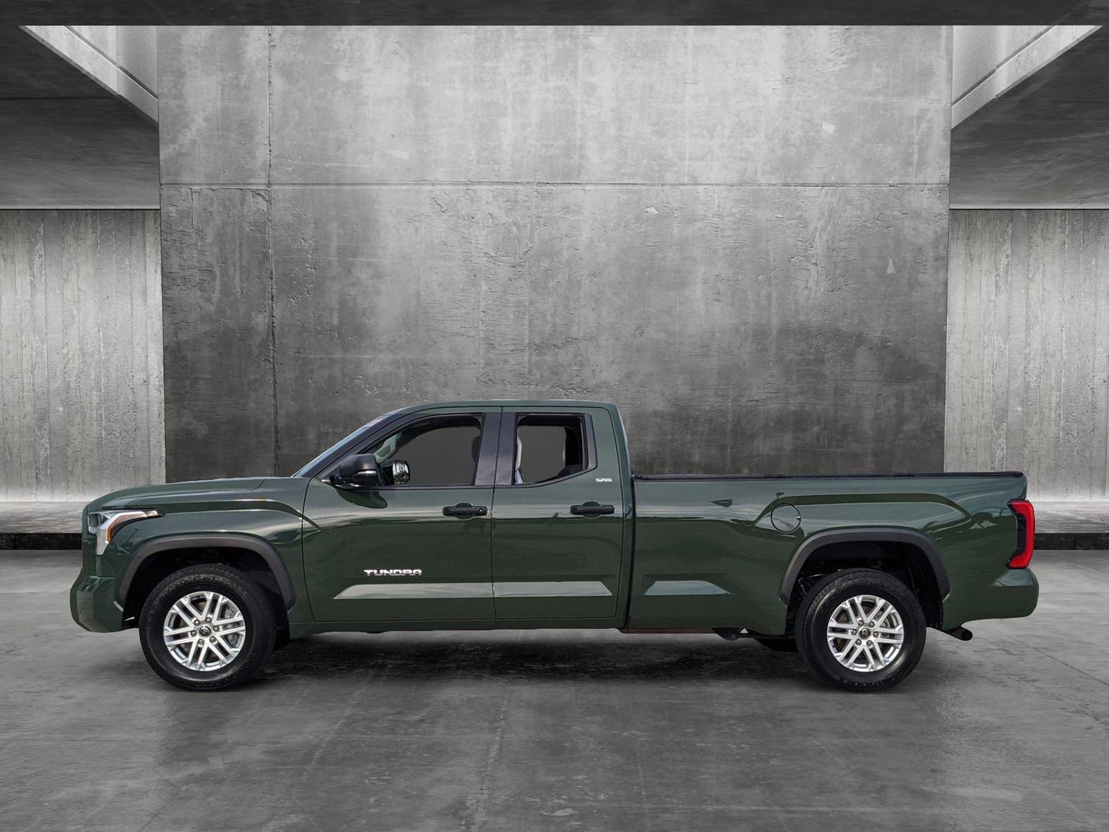 2022 Toyota Tundra 4WD Vehicle Photo in Davie, FL 33331