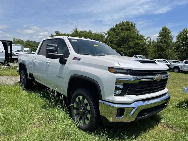 2024 Chevrolet Silverado 2500 HD Vehicle Photo in ALCOA, TN 37701-3235