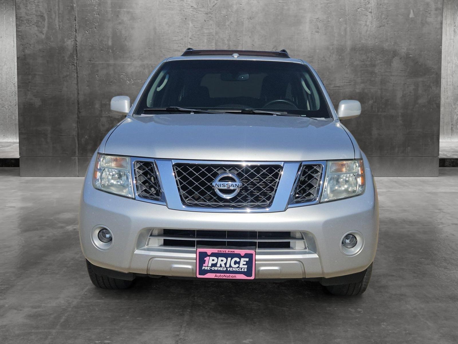 2009 Nissan Pathfinder Vehicle Photo in NORTH RICHLAND HILLS, TX 76180-7199