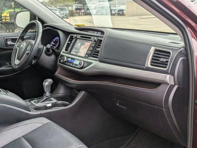 2019 Toyota Highlander Vehicle Photo in SELMA, TX 78154-1459