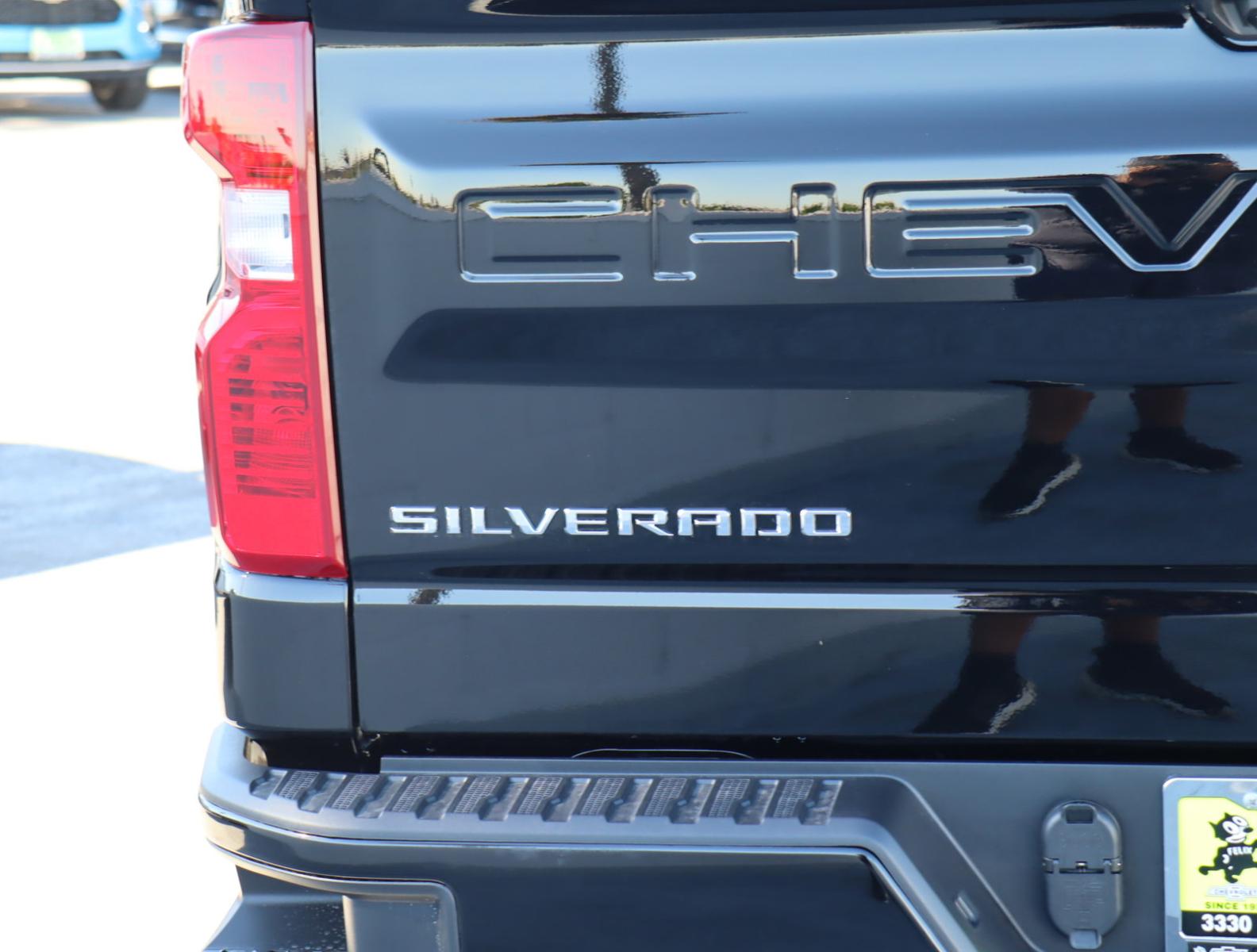 2025 Chevrolet Silverado 1500 Vehicle Photo in LOS ANGELES, CA 90007-3794