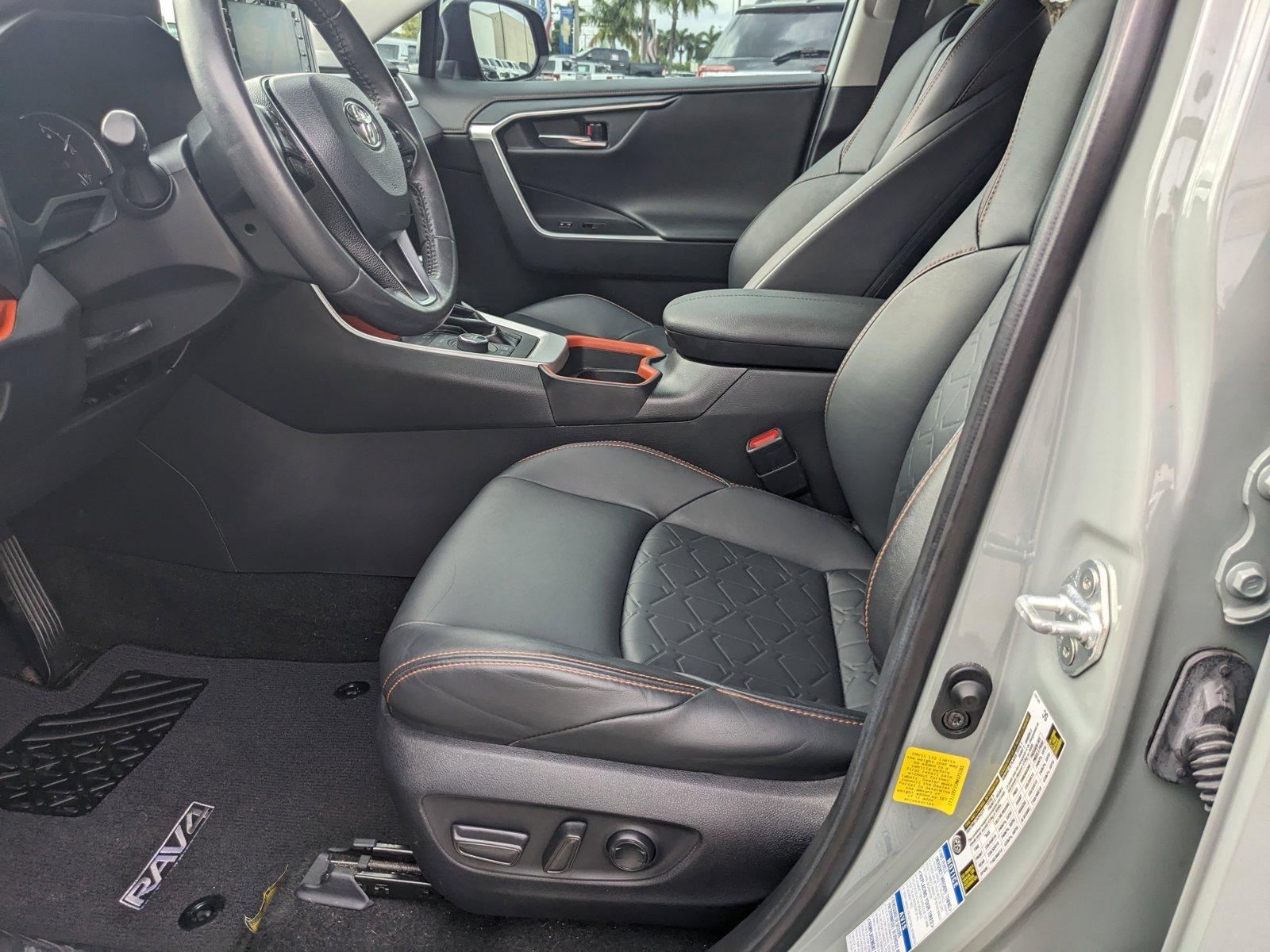 2021 Toyota RAV4 Vehicle Photo in MIAMI, FL 33172-3015