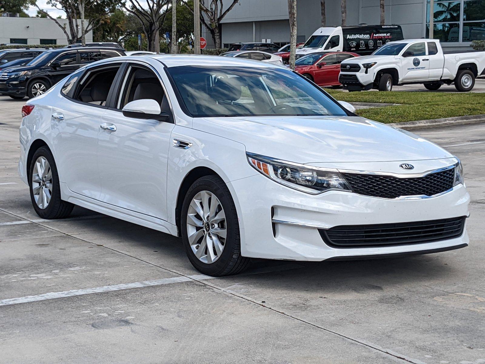 2018 Kia Optima Vehicle Photo in Davie, FL 33331