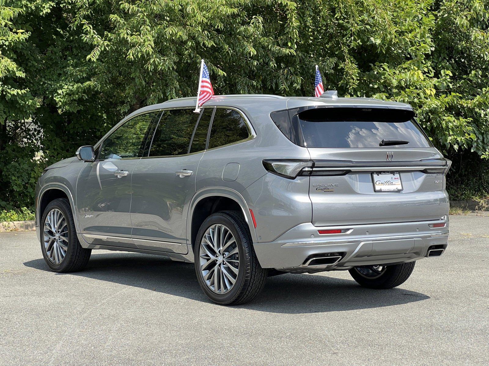 2025 Buick Enclave Vehicle Photo in MONROE, NC 28110-8431