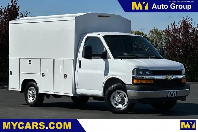 2023 Chevrolet Express Cutaway 3500 Vehicle Photo in SALINAS, CA 93907-2500