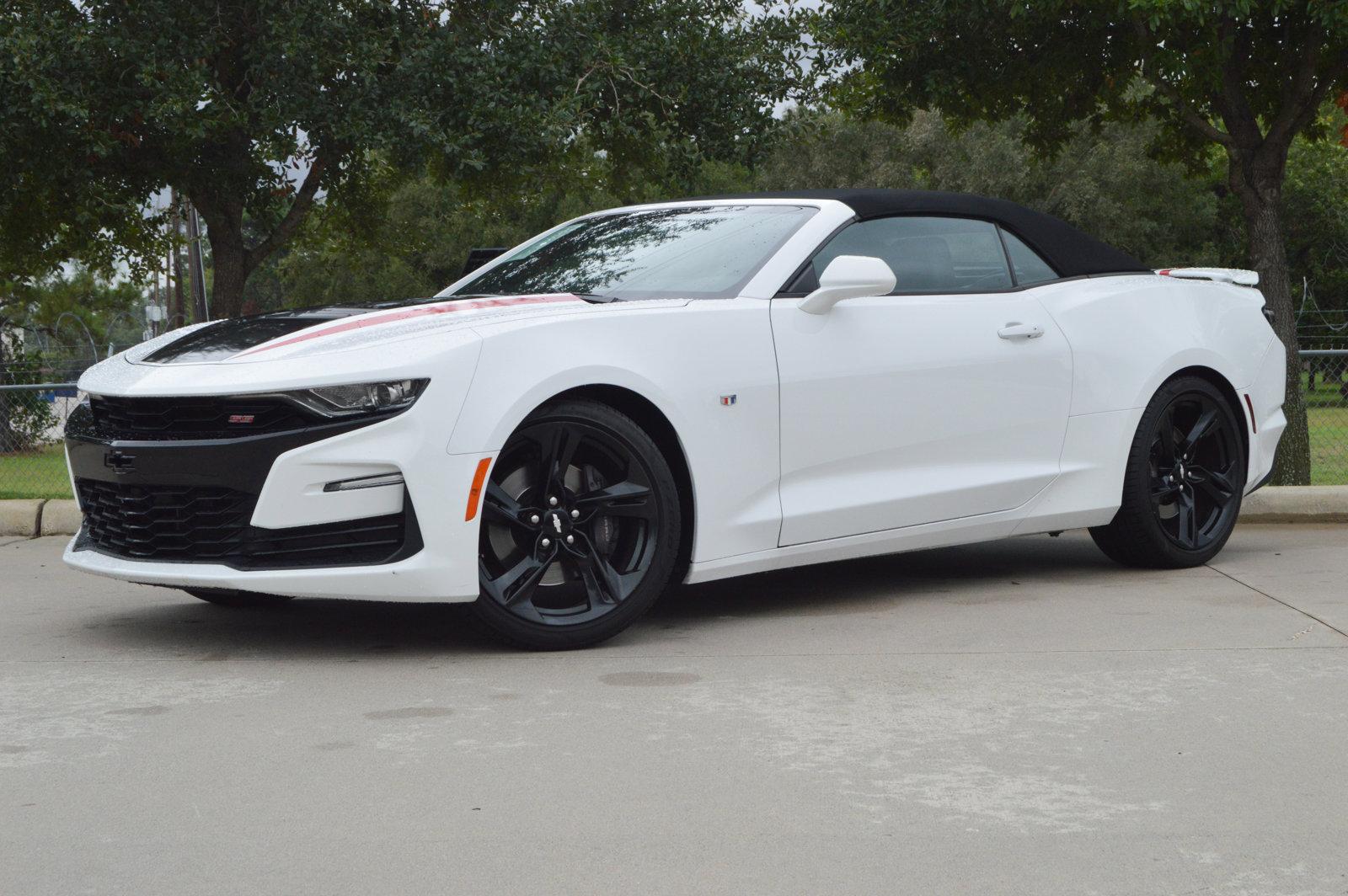 2019 Chevrolet Camaro Vehicle Photo in Houston, TX 77090