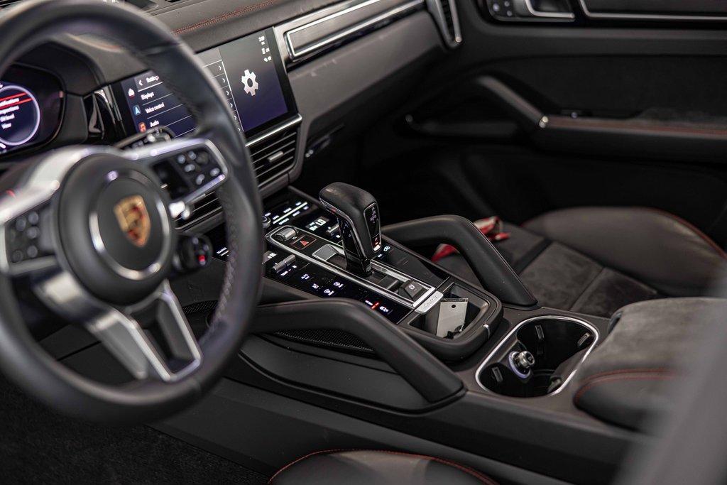 2023 Porsche Cayenne Vehicle Photo in Plainfield, IL 60586