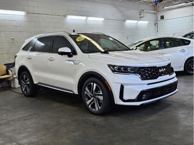 2022 Kia Sorento Plug-In Hybrid Vehicle Photo in Auburn, AL 36832-6638