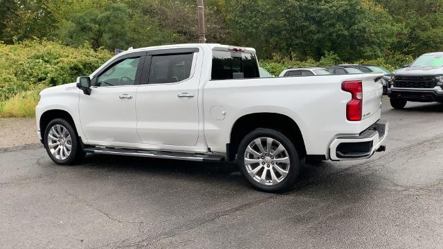 2021 Chevrolet Silverado 1500 Vehicle Photo in MOON TOWNSHIP, PA 15108-2571