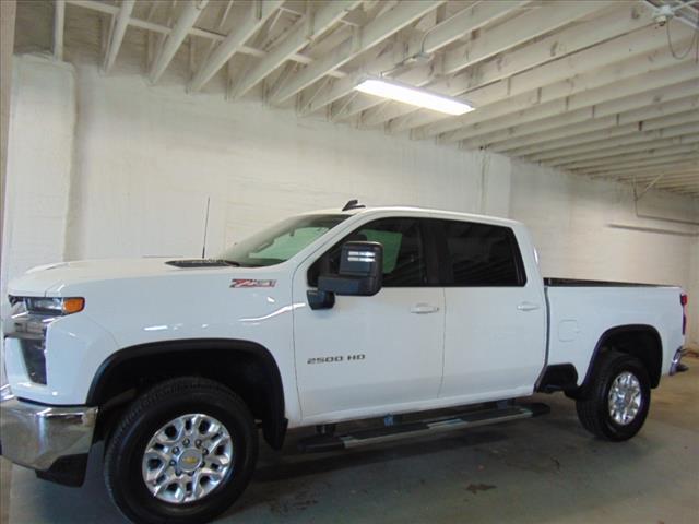 Used 2023 Chevrolet Silverado 2500HD LT with VIN 1GC1YNEY2PF203018 for sale in Emporia, KS