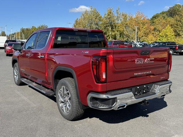 2025 GMC Sierra 1500 Vehicle Photo in LEOMINSTER, MA 01453-2952