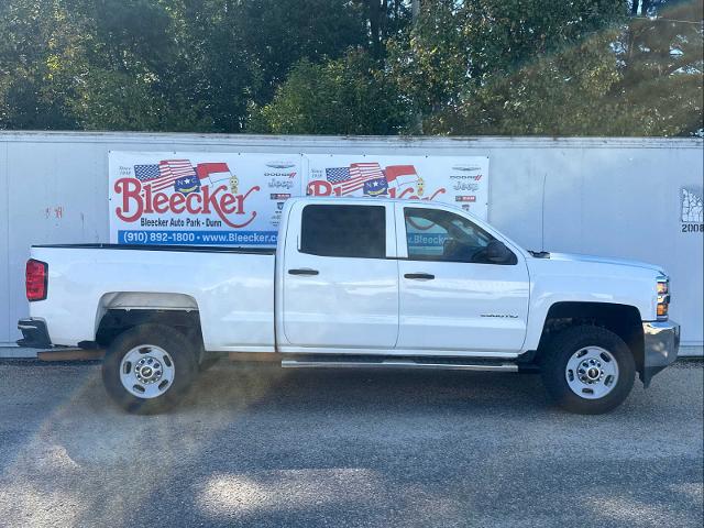 2015 Chevrolet Silverado 2500HD Vehicle Photo in DUNN, NC 28334-8900