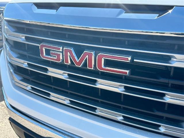 2025 GMC Sierra 1500 Vehicle Photo in GOODYEAR, AZ 85338-1310