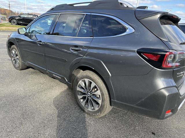 2024 Subaru Outback Vehicle Photo in INDIANA, PA 15701-1897