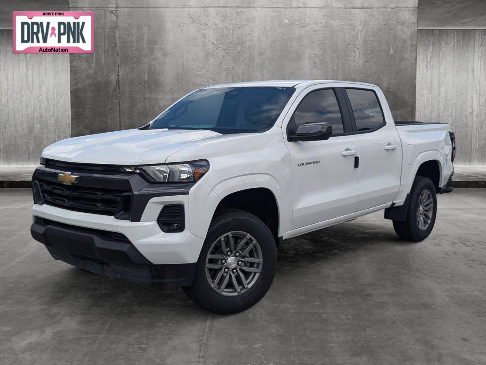 2024 Chevrolet Colorado Vehicle Photo in PEMBROKE PINES, FL 33024-6534