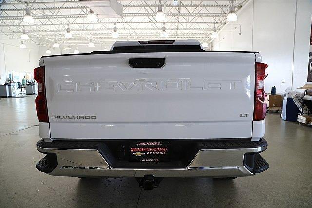 2024 Chevrolet Silverado 1500 Vehicle Photo in MEDINA, OH 44256-9001