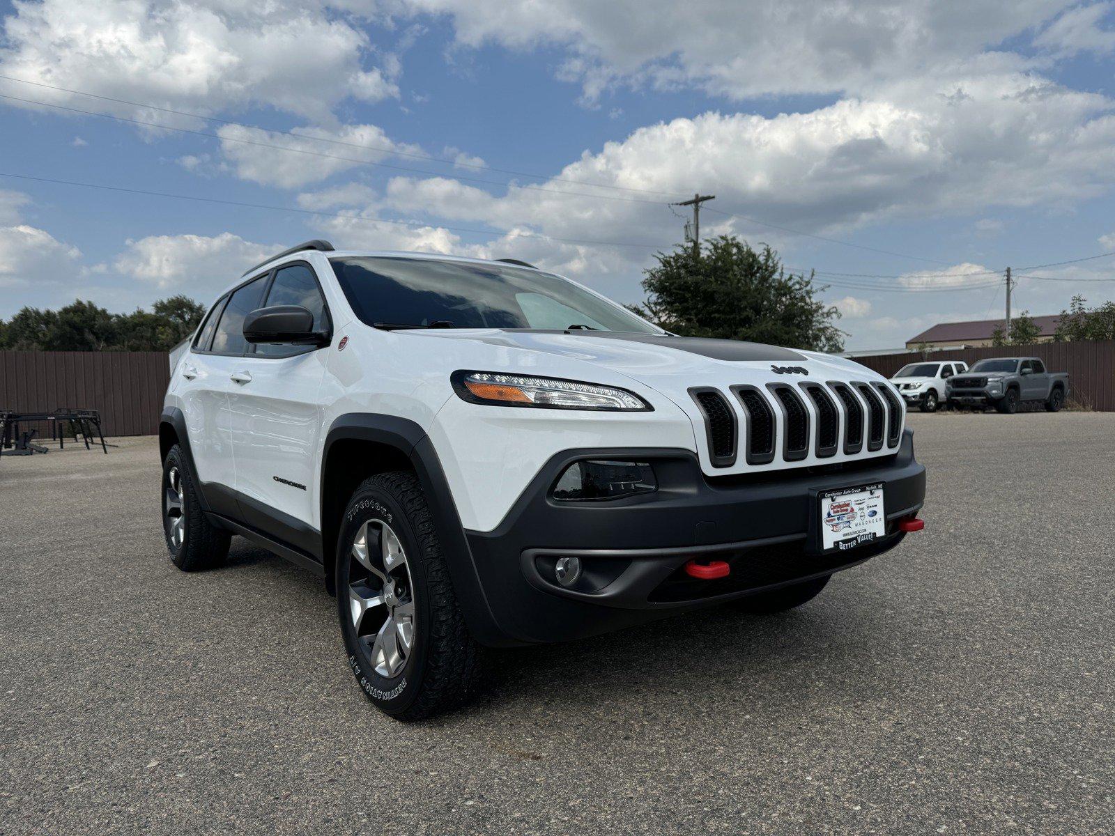 Used 2018 Jeep Cherokee Trailhawk with VIN 1C4PJMBX1JD556390 for sale in Norfolk, NE