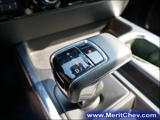 2022 Chevrolet Silverado 1500 Vehicle Photo in MAPLEWOOD, MN 55119-4794