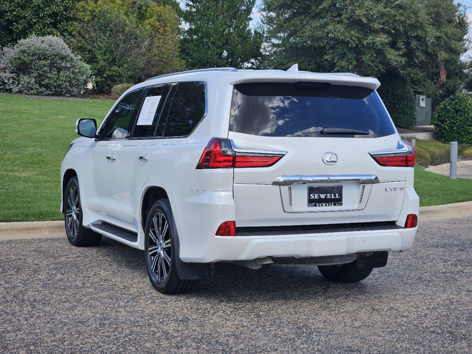 2019 Lexus LX 570 Vehicle Photo in FORT WORTH, TX 76132