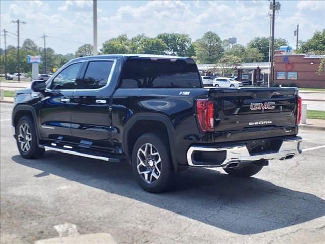 2023 GMC Sierra 1500 Vehicle Photo in DENTON, TX 76210-9321