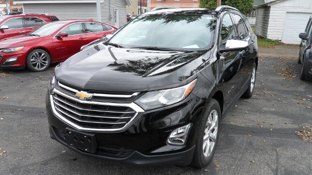 Used 2018 Chevrolet Equinox Premier with VIN 2GNAXVEV6J6187942 for sale in Arcanum, OH