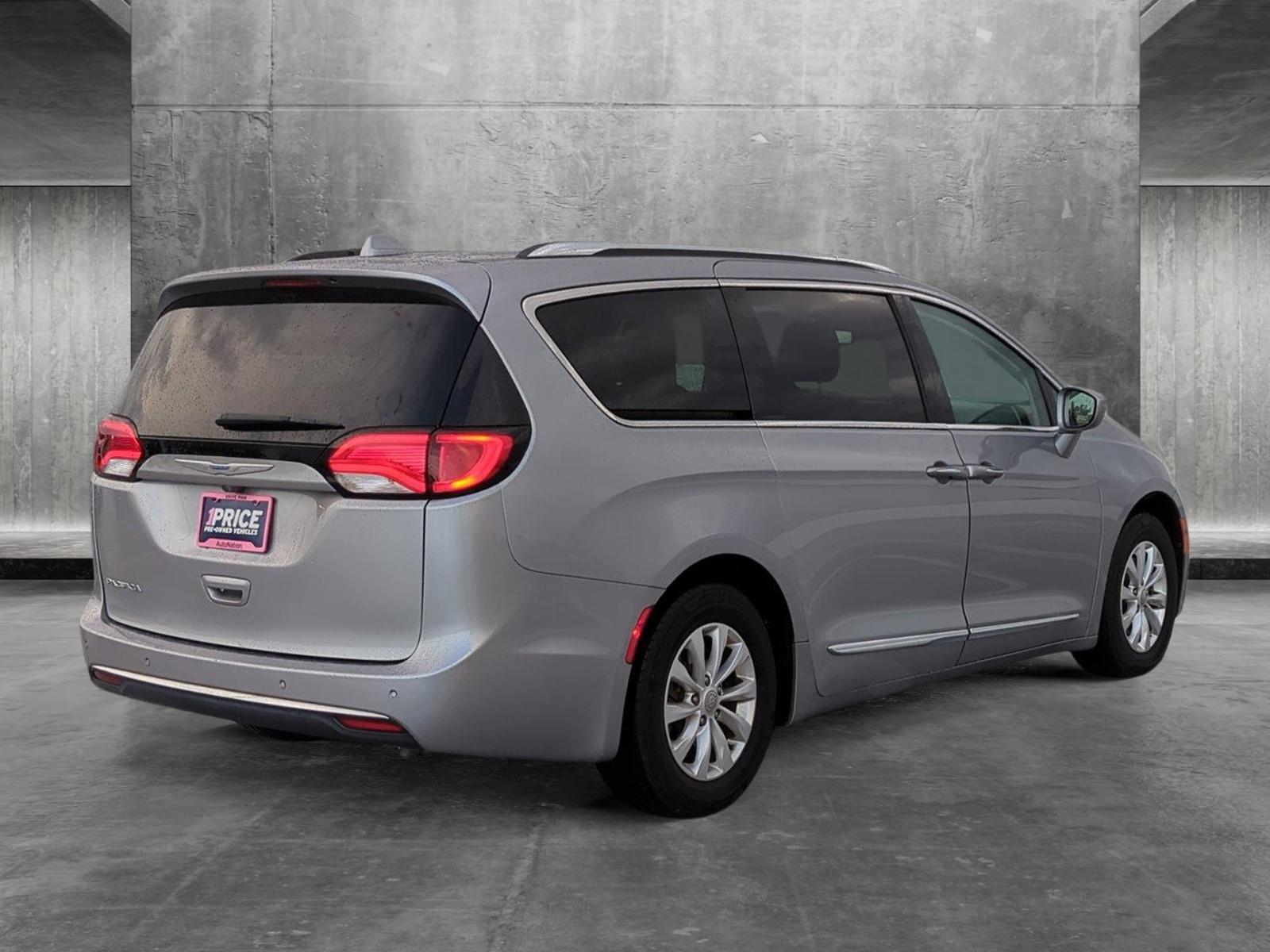 2018 Chrysler Pacifica Vehicle Photo in Ft. Myers, FL 33907