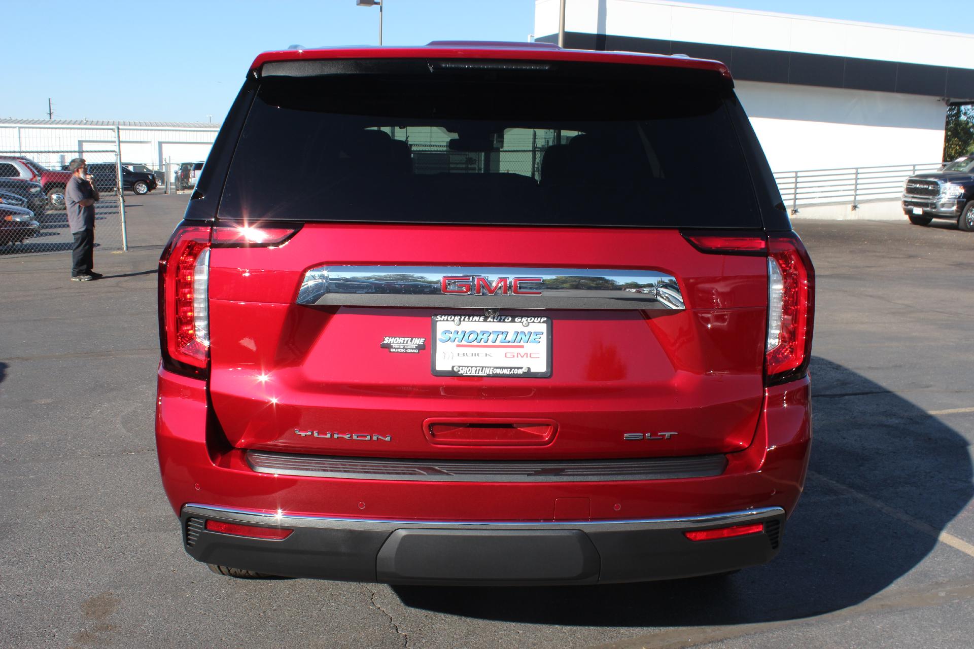 2024 GMC Yukon Vehicle Photo in AURORA, CO 80012-4011