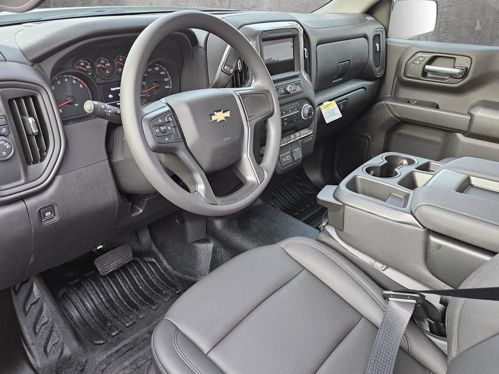 2025 Chevrolet Silverado 1500 Vehicle Photo in GREENACRES, FL 33463-3207