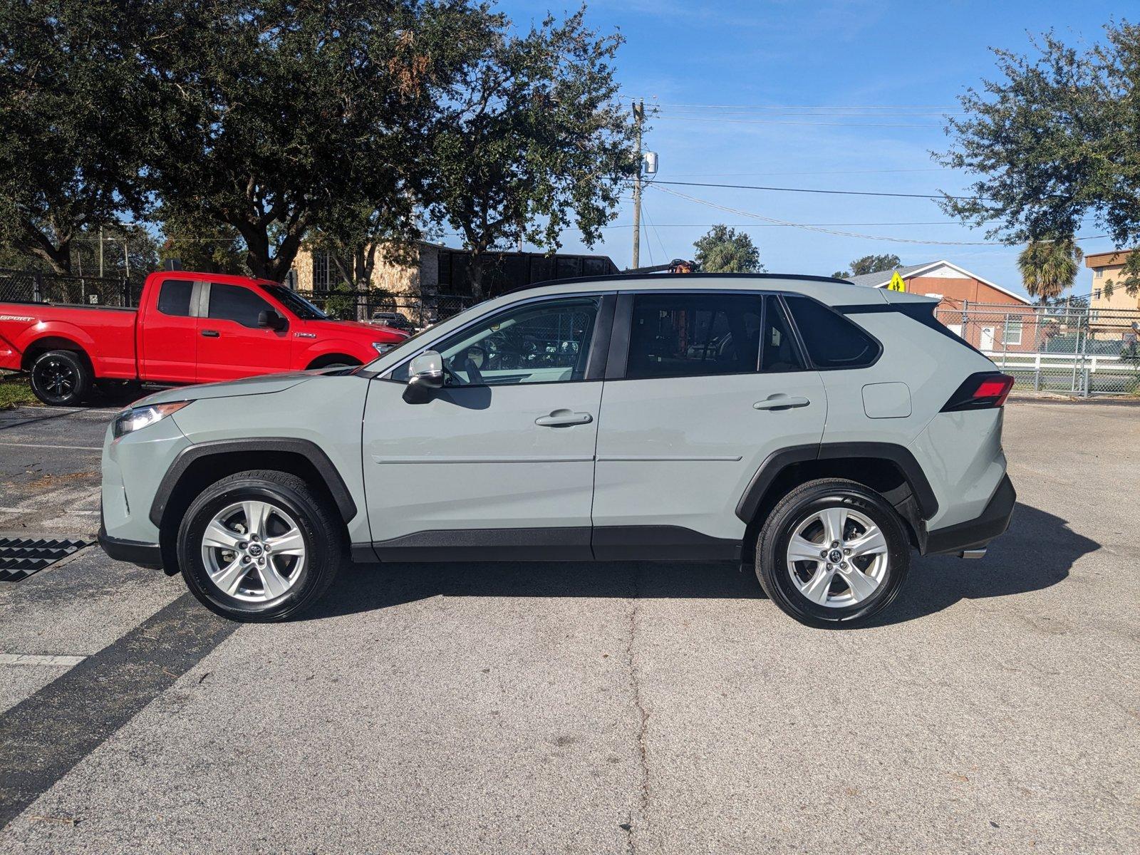 2020 Toyota RAV4 Vehicle Photo in Tampa, FL 33614