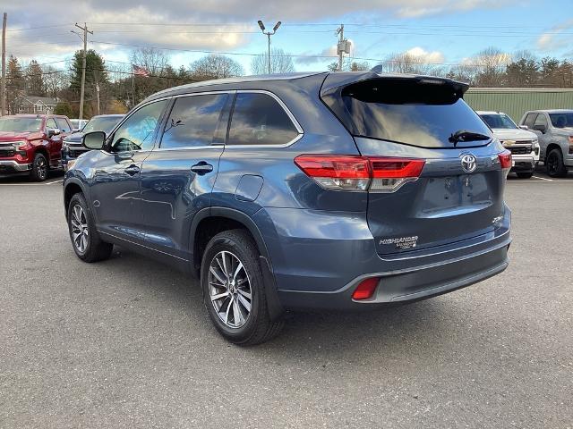 2019 Toyota Highlander Vehicle Photo in Gardner, MA 01440