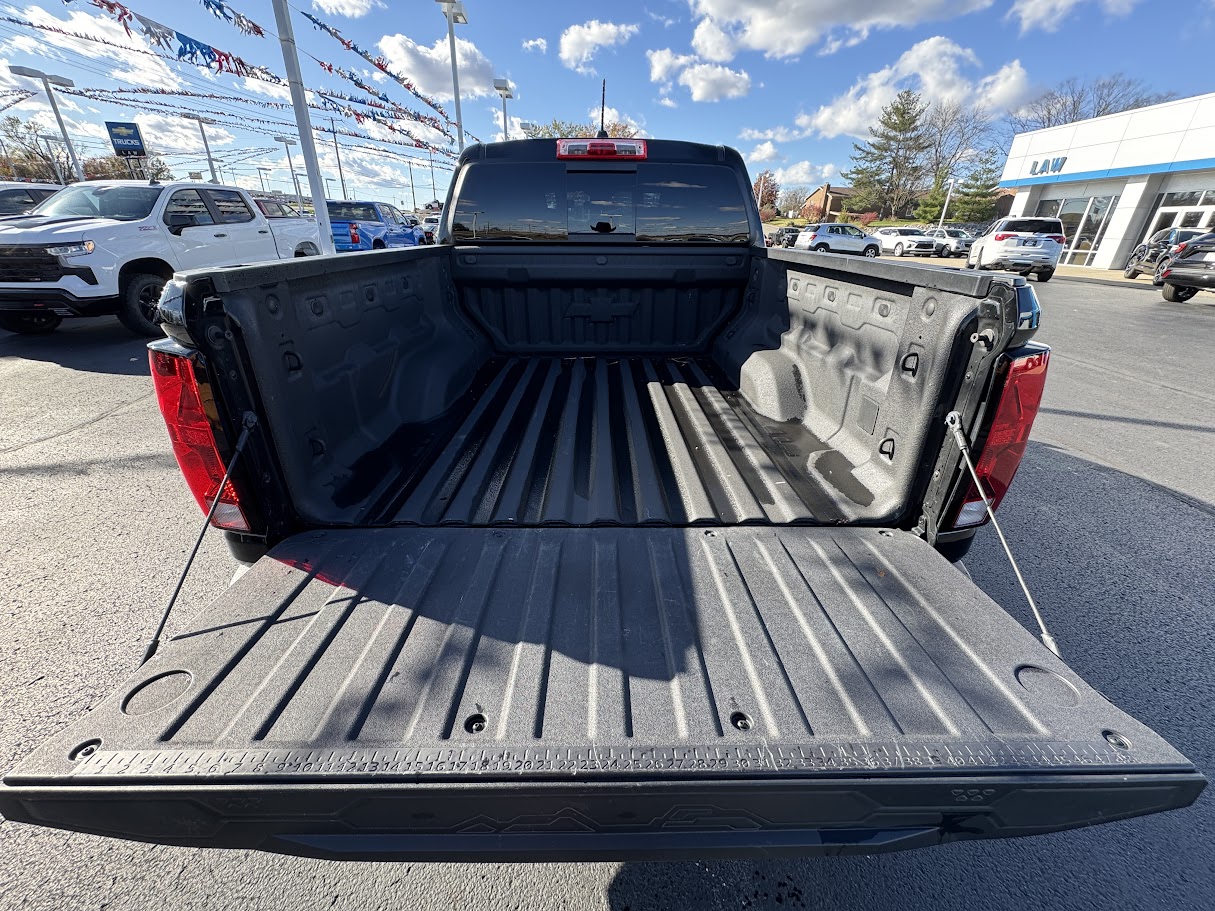 2023 Chevrolet Colorado Vehicle Photo in BOONVILLE, IN 47601-9633