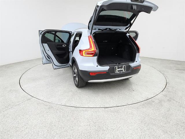 2024 Volvo XC40 Vehicle Photo in Grapevine, TX 76051