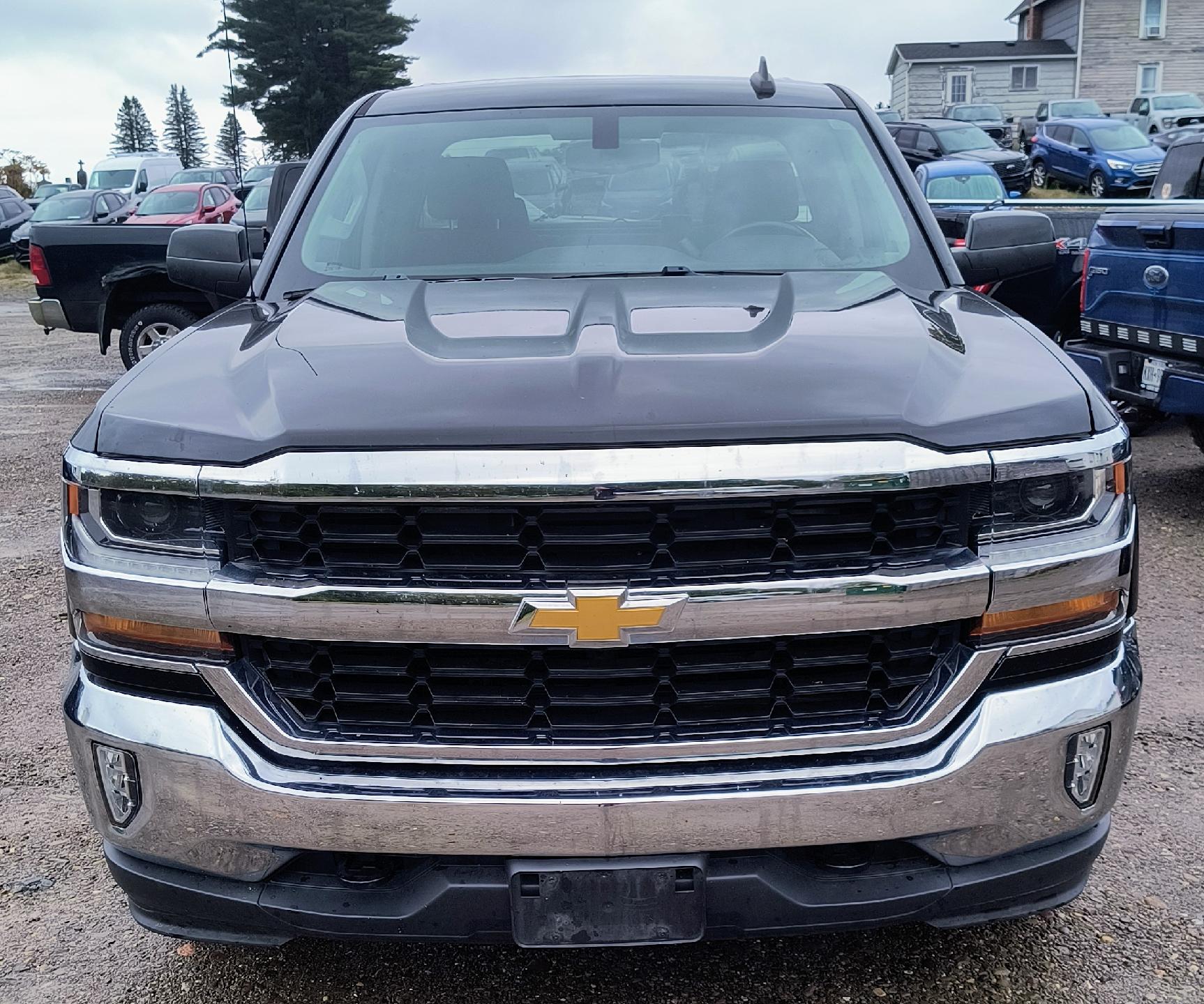 Used 2018 Chevrolet Silverado 1500 LT with VIN 1GCVKREC2JZ240123 for sale in Java Center, NY