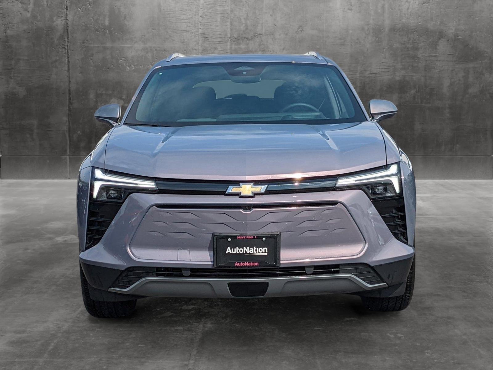 2024 Chevrolet Blazer EV Vehicle Photo in VALENCIA, CA 91355-1705