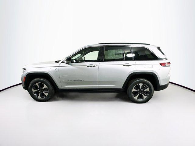 2024 Jeep Grand Cherokee 4xe Vehicle Photo in Doylsetown, PA 18901