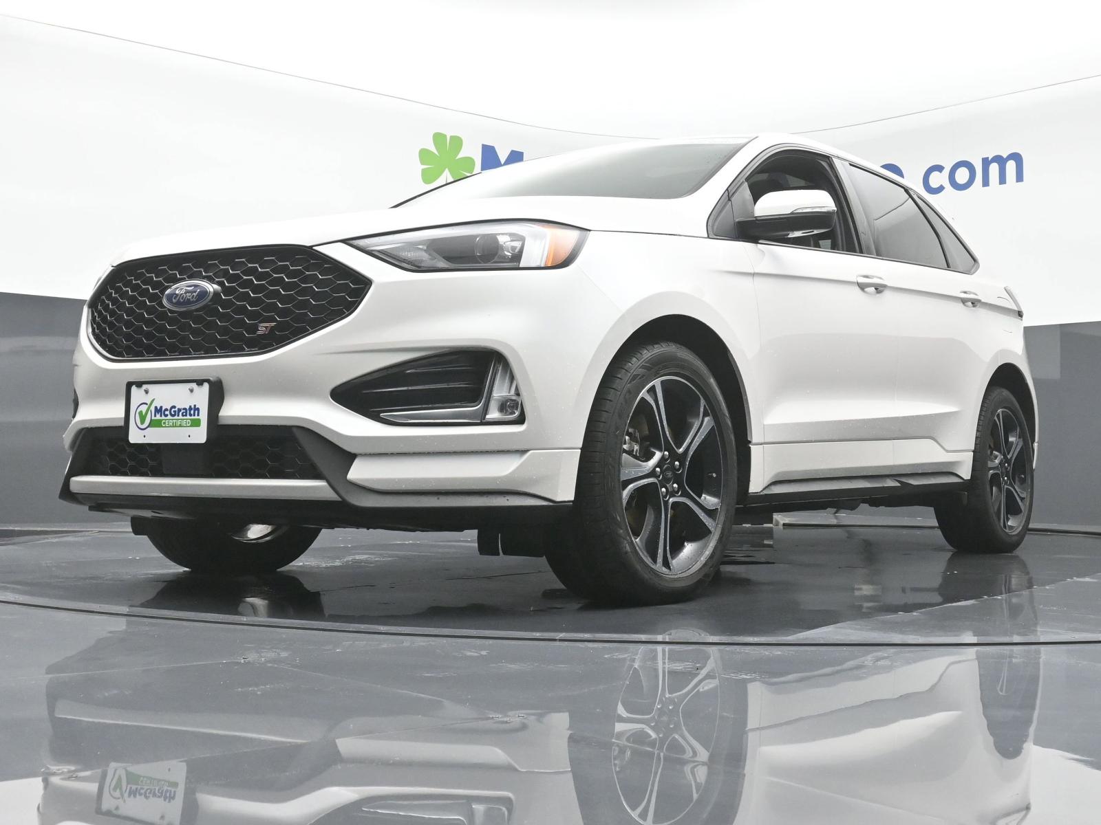 2019 Ford Edge Vehicle Photo in Marion, IA 52302