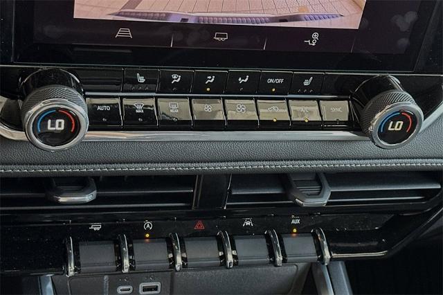 2024 Chevrolet Colorado Vehicle Photo in SALINAS, CA 93907-2500