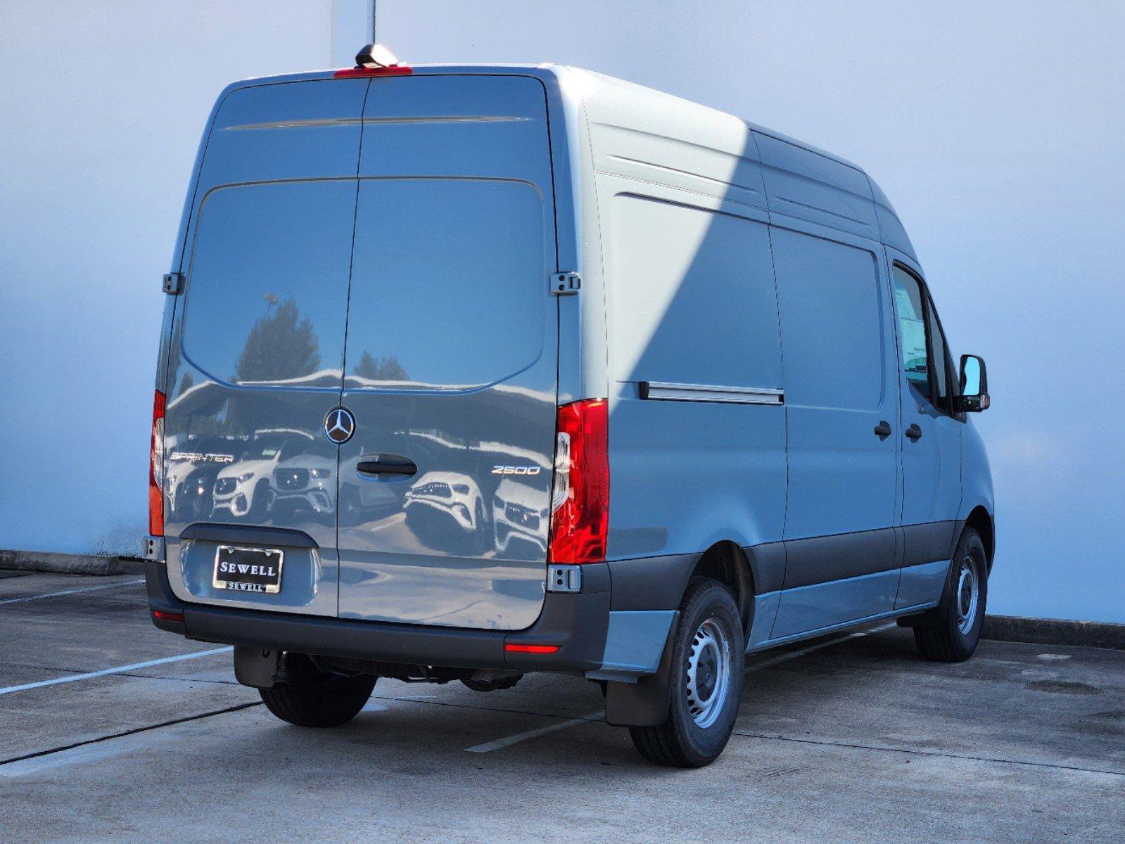 2025 Mercedes-Benz Sprinter Cargo Van Vehicle Photo in HOUSTON, TX 77079