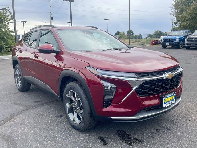 2025 Chevrolet Trax Vehicle Photo in GREELEY, CO 80634-4125