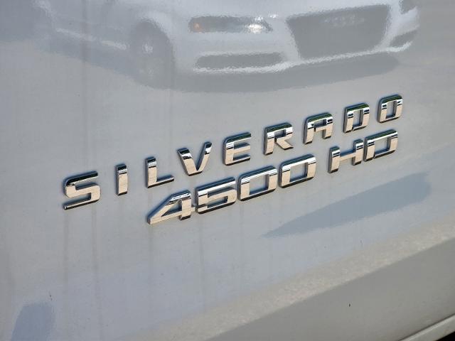 2024 Chevrolet Silverado 4500 HD Vehicle Photo in Weatherford, TX 76087