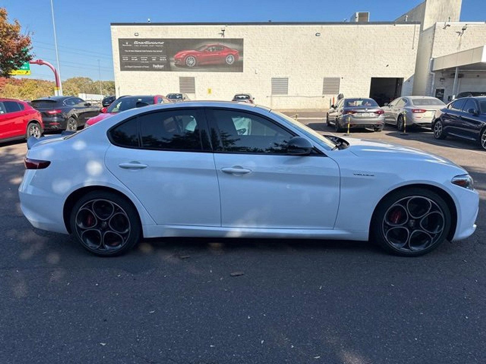 2023 Alfa Romeo Giulia Vehicle Photo in Willow Grove, PA 19090