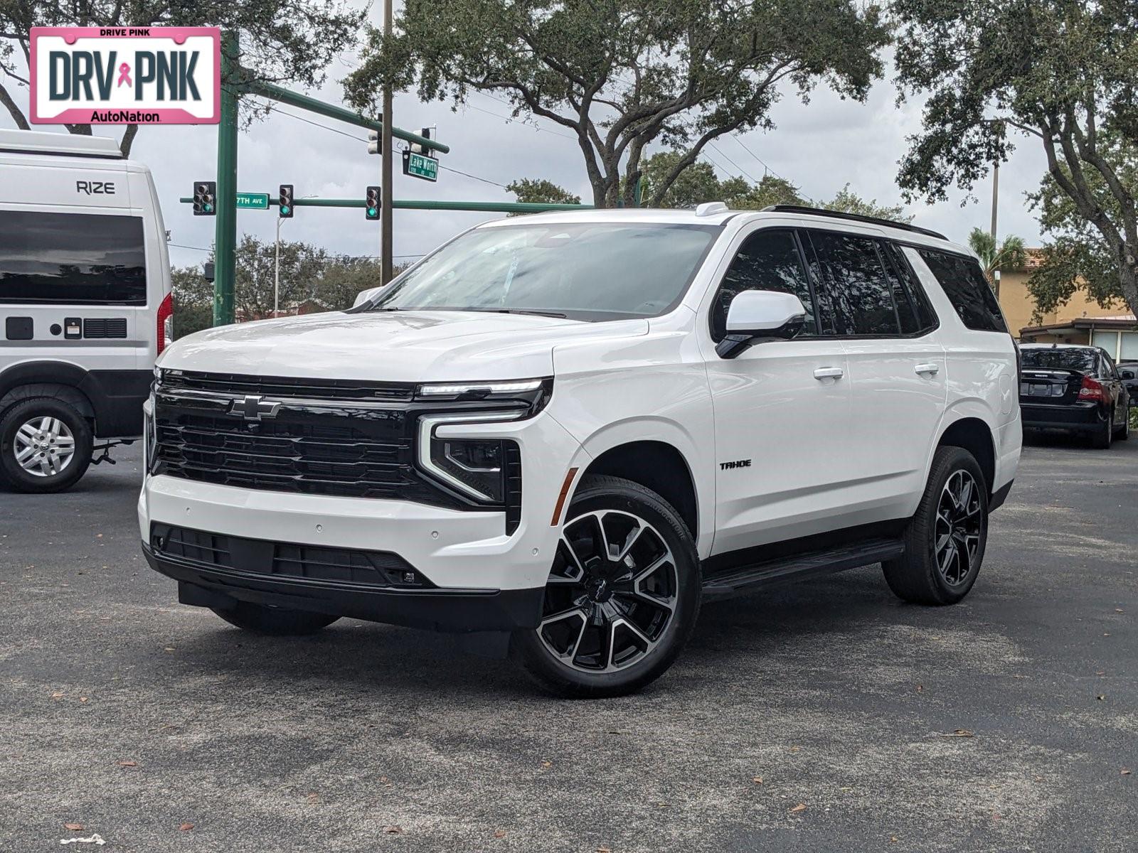 2025 Chevrolet Tahoe Vehicle Photo in GREENACRES, FL 33463-3207