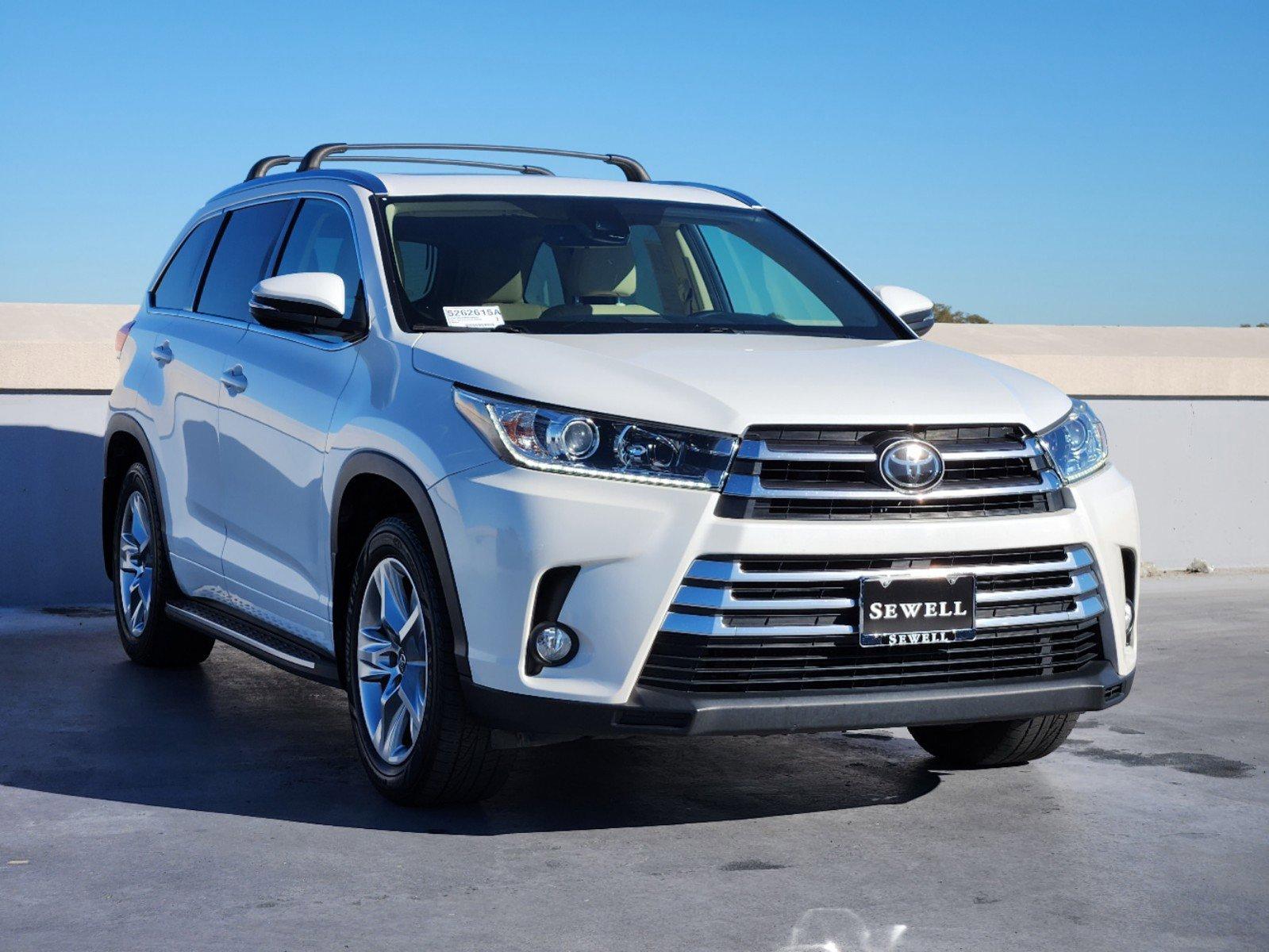 2017 Toyota Highlander Vehicle Photo in DALLAS, TX 75209