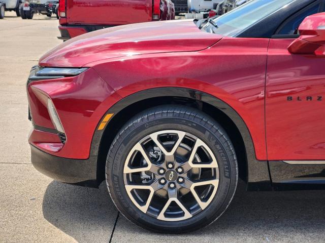 2025 Chevrolet Blazer Vehicle Photo in ENNIS, TX 75119-5114