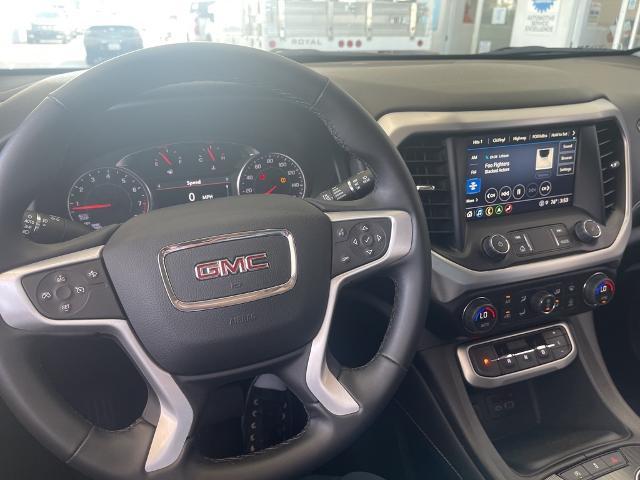 2023 GMC Acadia Vehicle Photo in VENTURA, CA 93003-8585