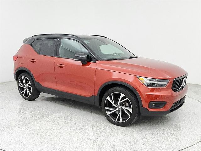 2022 Volvo XC40 Vehicle Photo in Grapevine, TX 76051