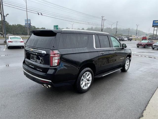 2022 Chevrolet Suburban Vehicle Photo in ALCOA, TN 37701-3235