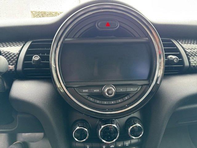 2018 MINI Cooper S Hardtop Vehicle Photo in TREVOSE, PA 19053-4984