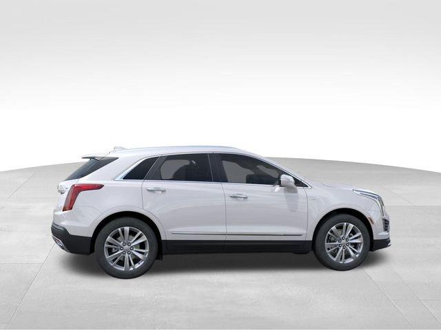 2025 Cadillac XT5 Vehicle Photo in MEDINA, OH 44256-9631